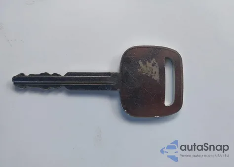 2011 Toyota Tacoma from USA, damaged, VIN 5TFNX4CNXBX003806